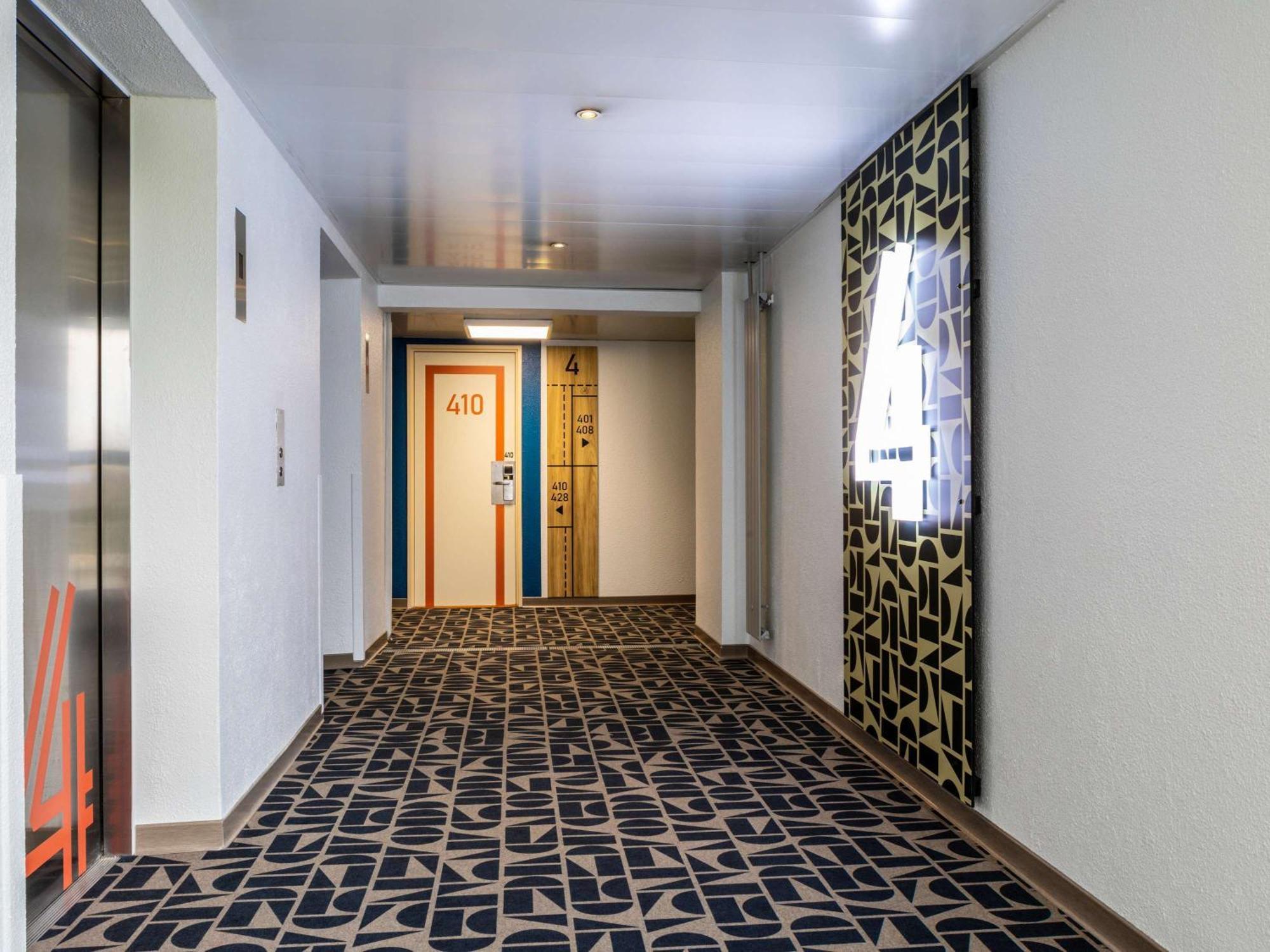 Ibis Budget Paris Porte De Montreuil Montreuil  Kültér fotó