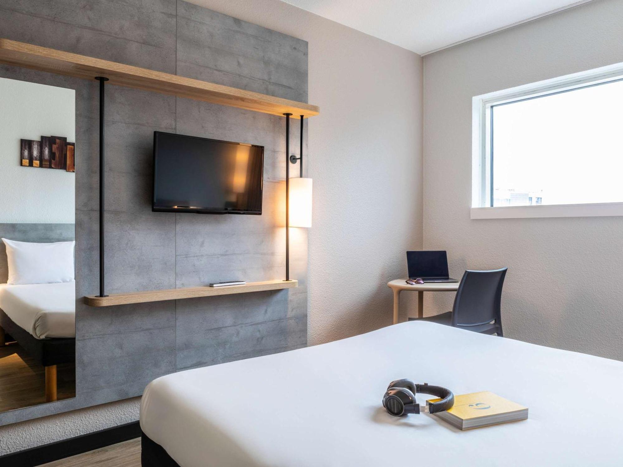 Ibis Budget Paris Porte De Montreuil Montreuil  Kültér fotó