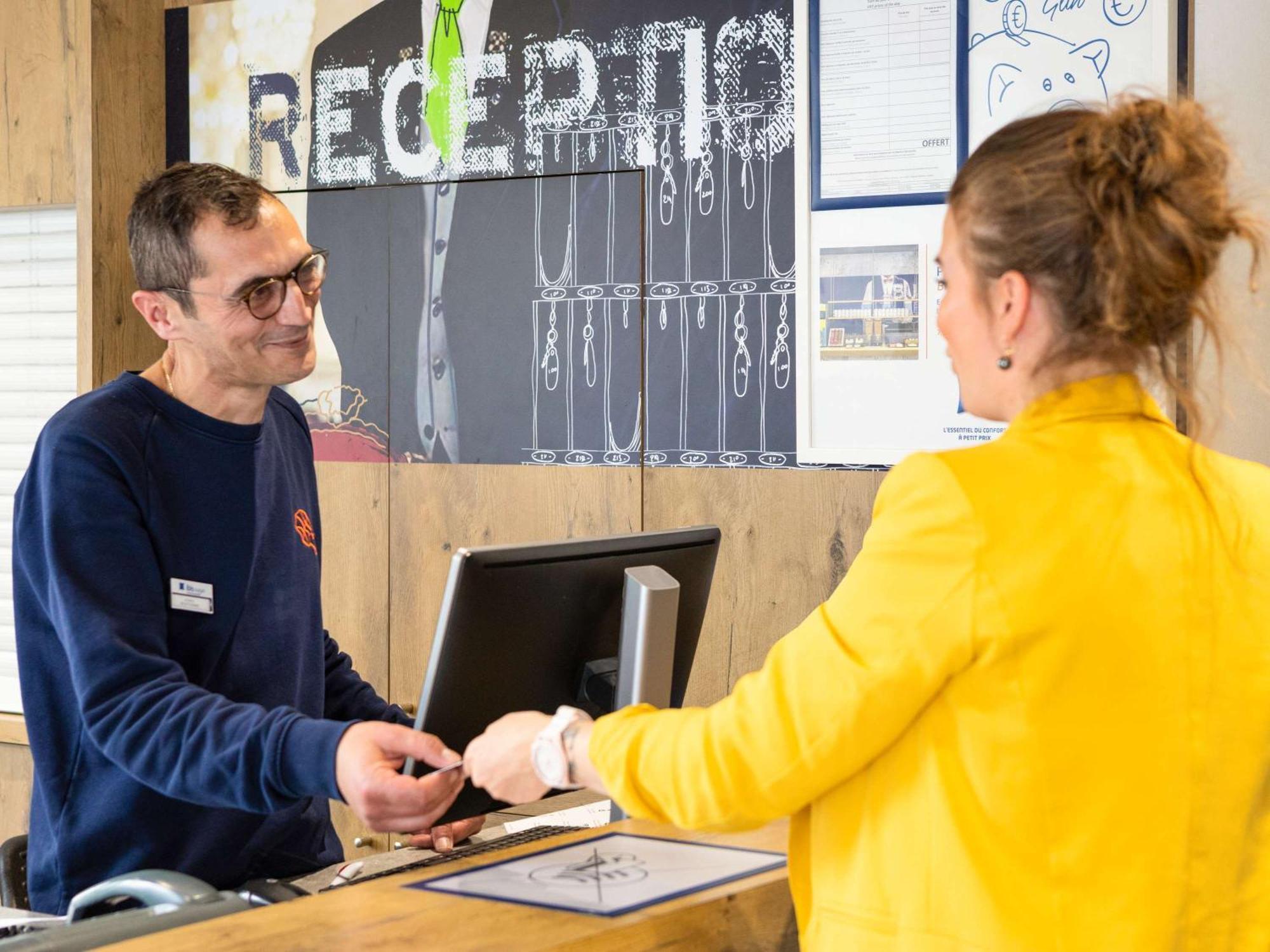 Ibis Budget Paris Porte De Montreuil Montreuil  Kültér fotó
